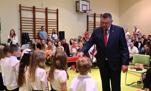 Zdjęcie do Pierwszaki z płońskiej Czw&oacute;rki już po ślubowaniu&nbsp;